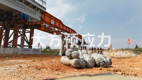 登封華潤電廠頂推施工